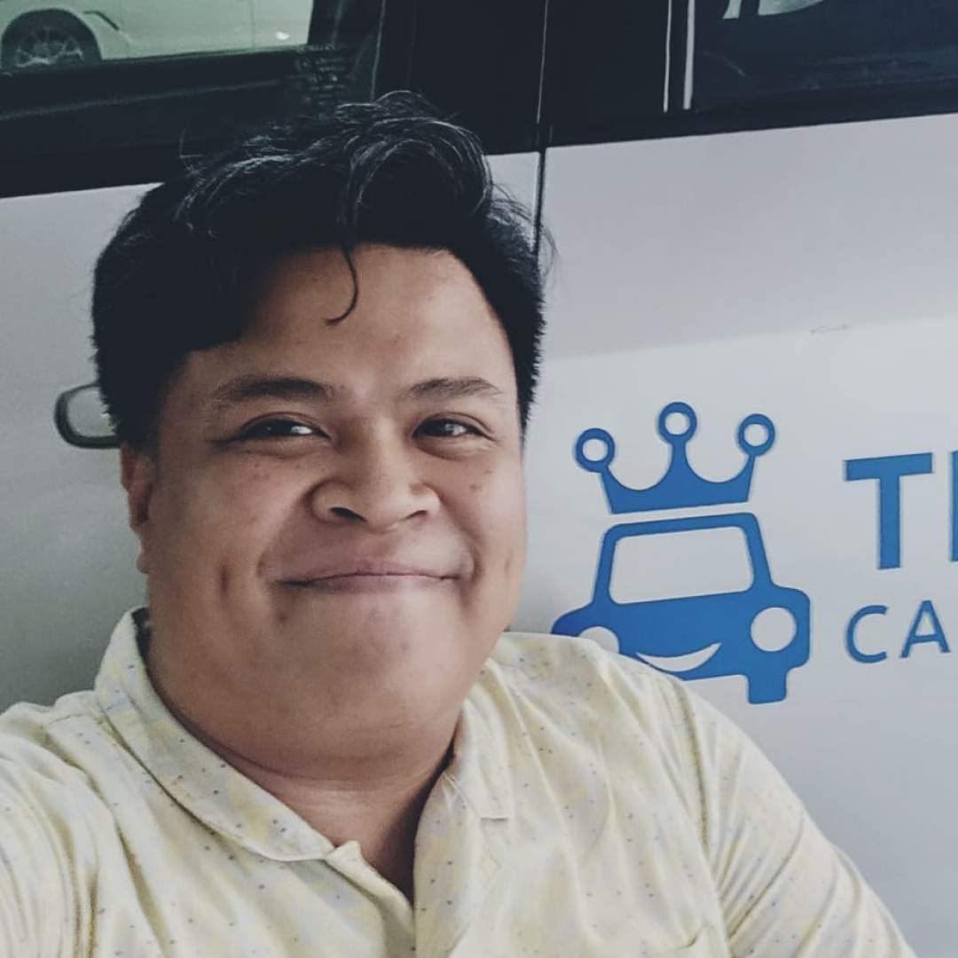 Khidir with a Tribecar
